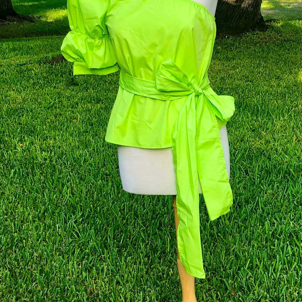 REDUCED:  Key Lime Cotton Top:  Boutique